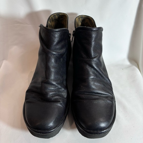 FLY LONDON Sz 41 Yip Boots Wedge Zip Up Ruched Ankle Booties Black - Picture 2 of 14